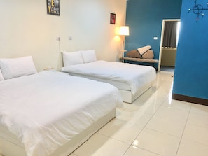 Comfort Quadruple Room - Yes I Do (Tainan)