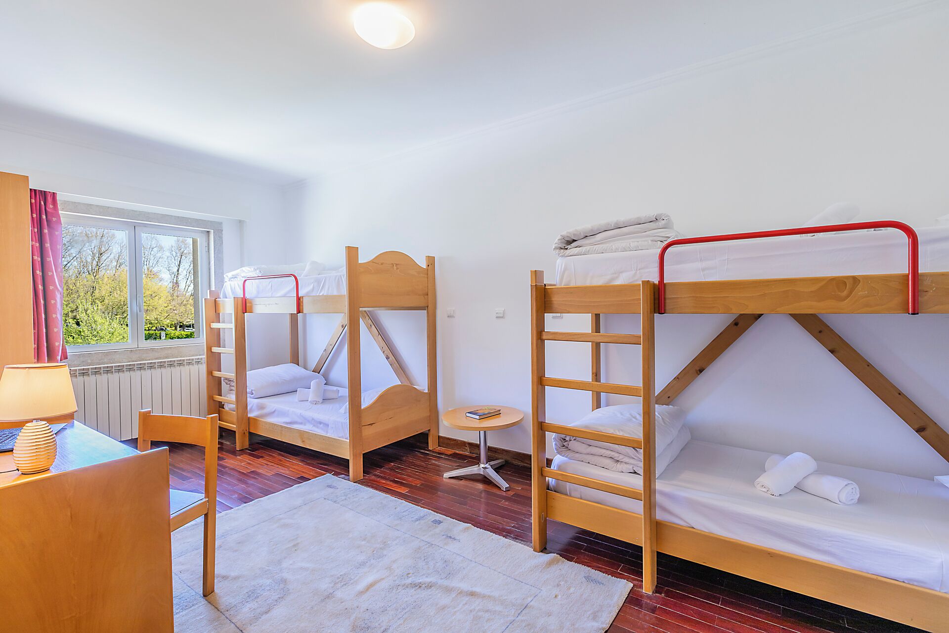 Chambre Familiale | Chambres insonorisées, Wi-Fi gratuit, draps fournis