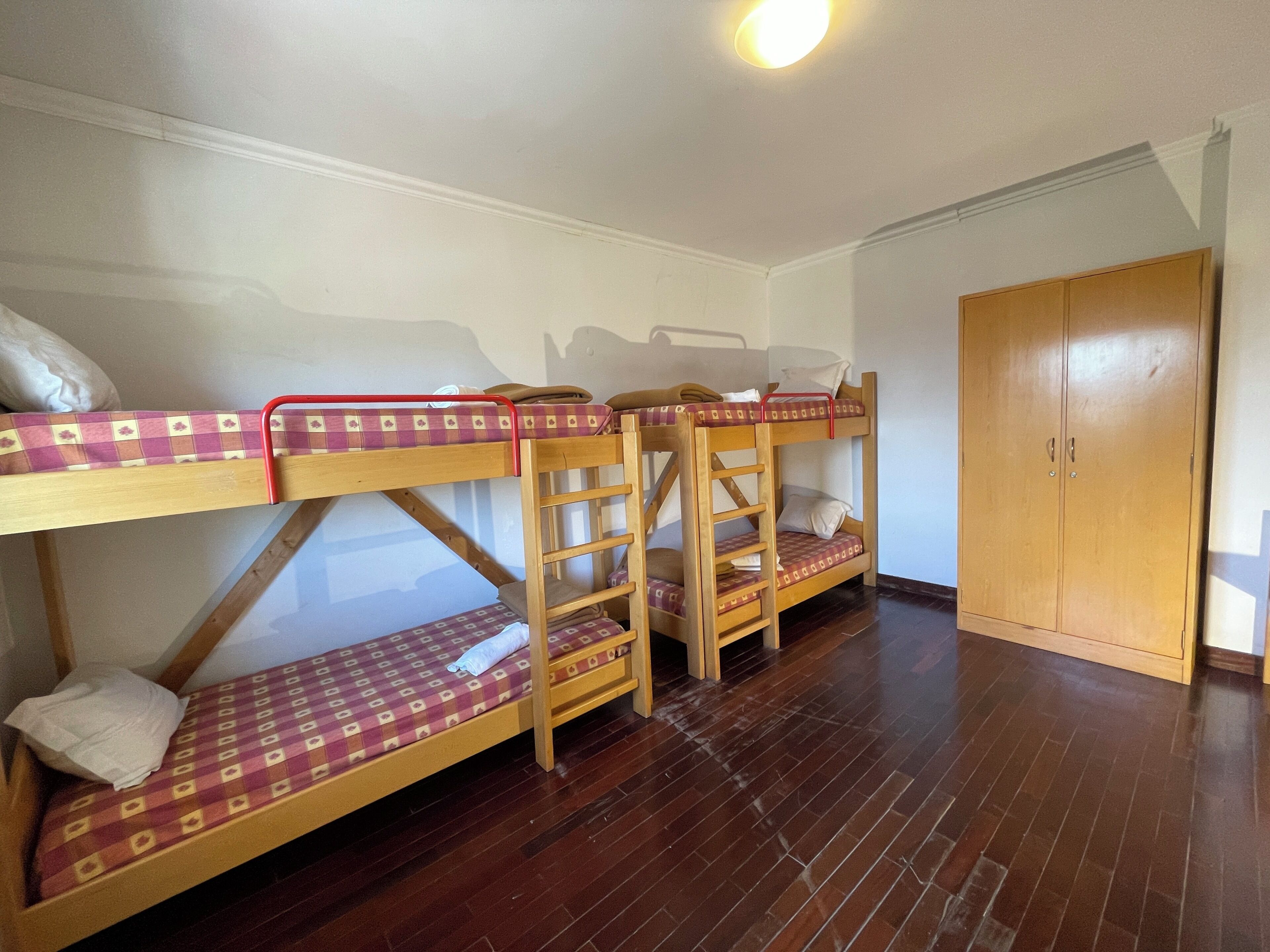 Dortoir Partagé, hommes uniquement, salle de bains commune | Chambres insonorisées, Wi-Fi gratuit, draps fournis