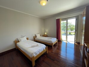 Twin Room, Shared Bathroom | Soundproofing, free WiFi, bed sheets, wheelchair access - HI Braganca - Pousada de Juventude - Hostel (Braganca)