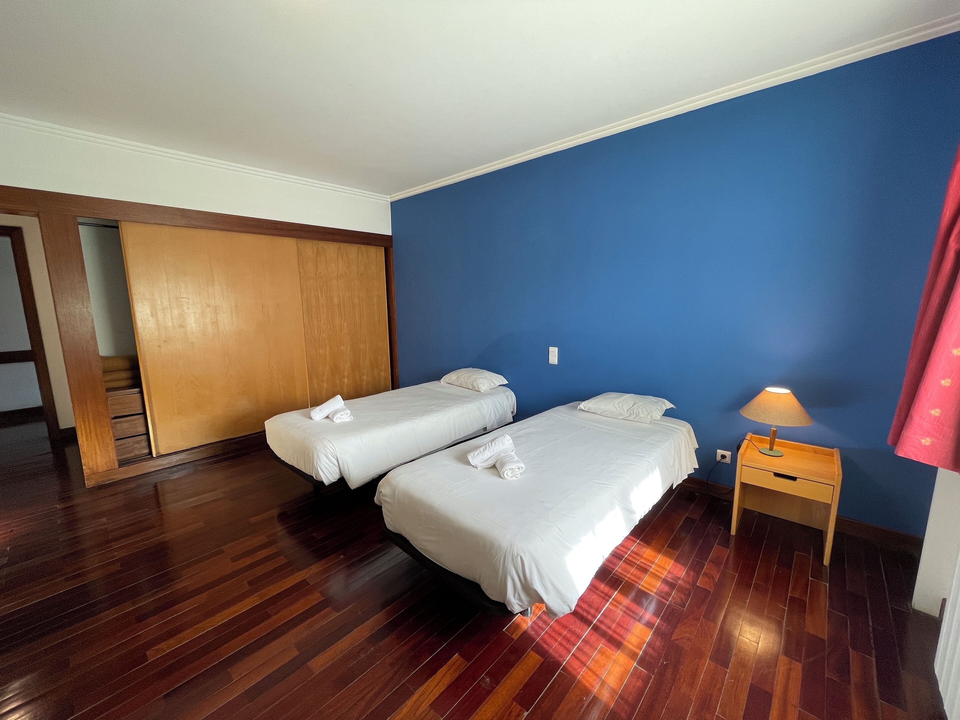 双床房, 私人浴室 | 隔音、免费 WiFi、床单、轮椅无障碍