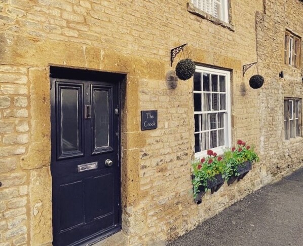 Family Cottage, Private Bathroom (The Crook) | Exterior - The Crook (Cheltenham)