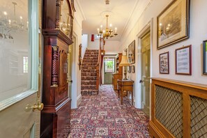 Reception hall - Banbury Cross B&B (Banbury)