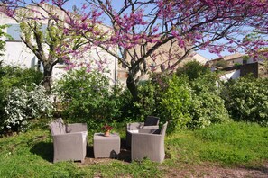 Garden - Le Petit Molière Chambres d'Hôtes  (Servian)