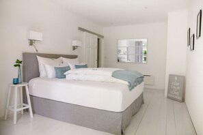 Comfort Apartment, 1 Queen Bed with Sofa bed, Lake View | Premium bedding, down comforters, pillowtop beds, in-room safe - Villa Hygiea (Poertschach am Woerthersee)