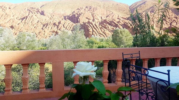 Terrace/patio - Auberge Kasbah Ait Marghad (Ait Sedrate Jbel El Soufla)