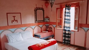 Free cots/infant beds, free WiFi, bed sheets - Auberge Kasbah Ait Marghad (Ait Sedrate Jbel El Soufla)
