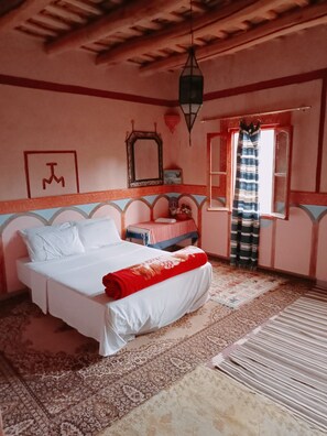 Free cots/infant beds, free WiFi, bed sheets - Auberge Kasbah Ait Marghad (Ait Sedrate Jbel El Soufla)