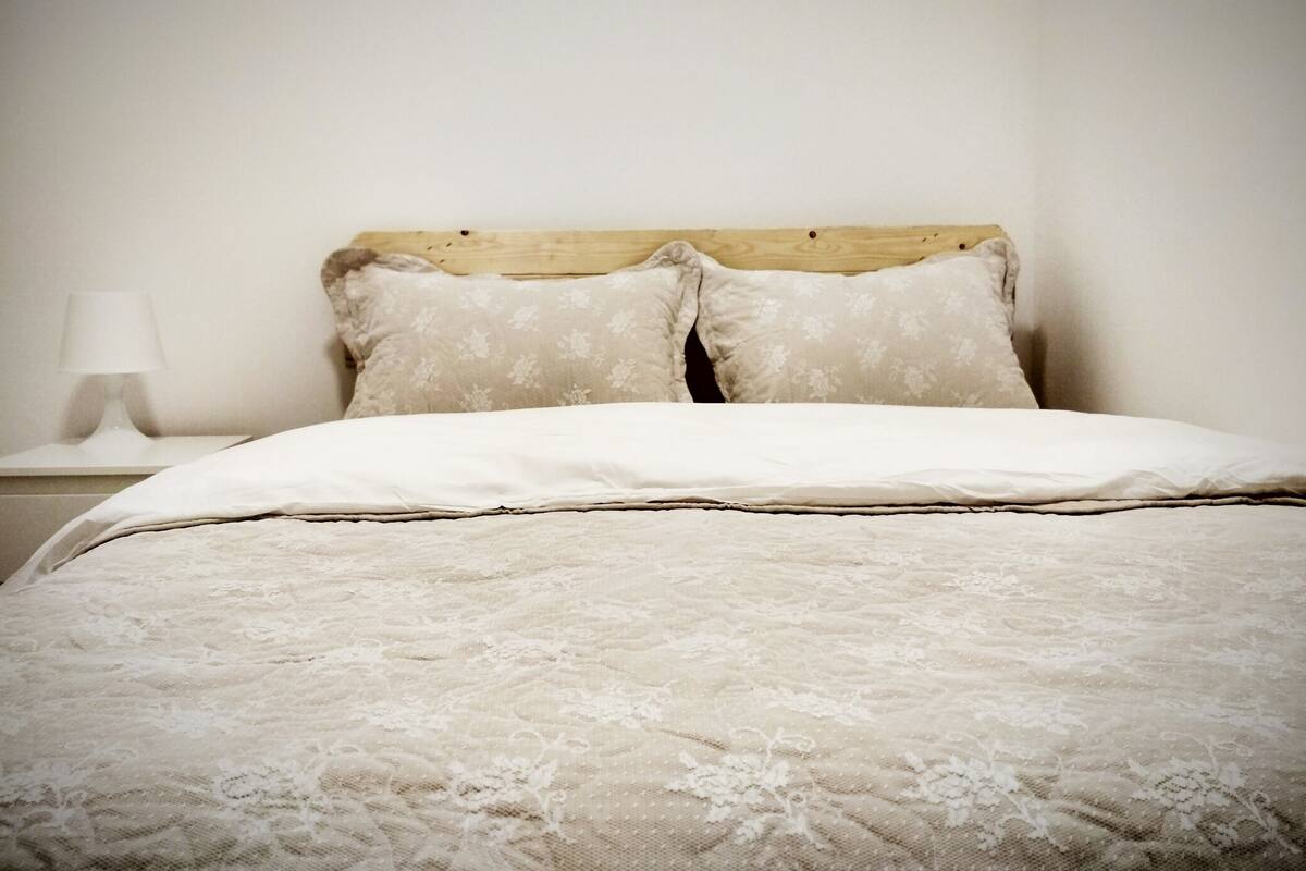 Bloomfield Cozy Studio B17