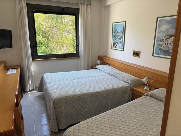 Double Room, Multiple Beds