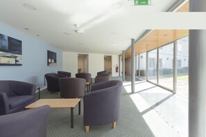 Sitteområde i lobbyen