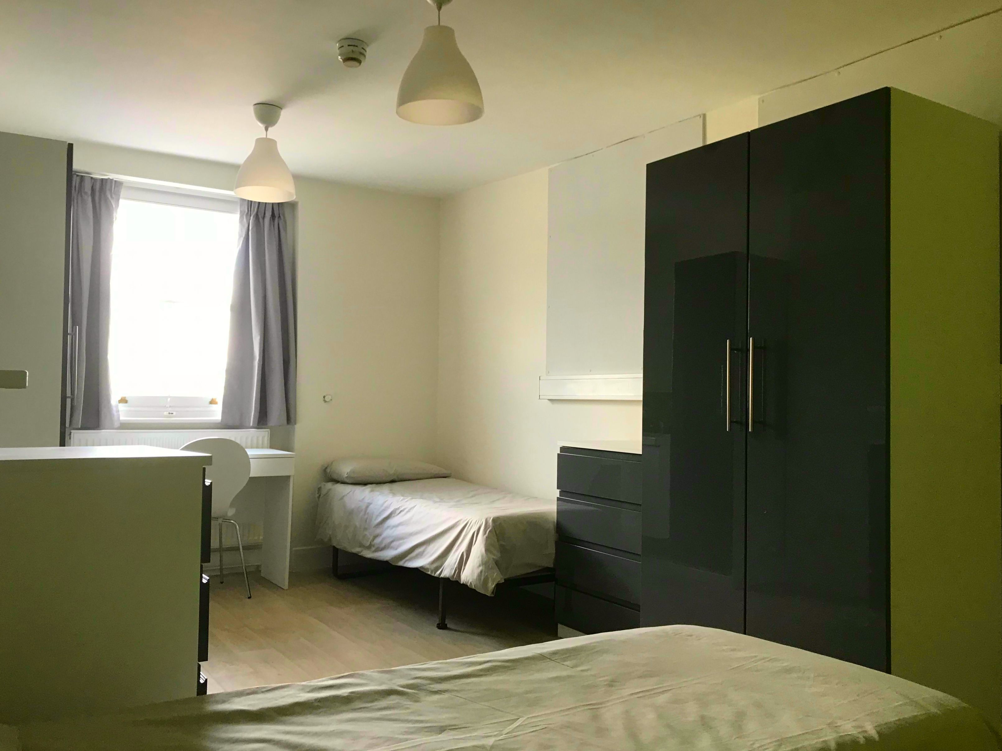 Desk, free WiFi, bed sheets