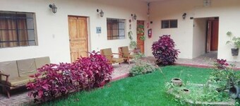 Hospedaje Buganvilla