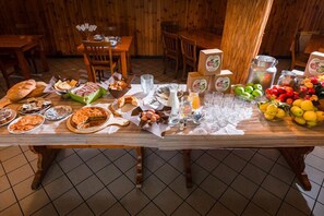 Petit déjeuner buffet compris tous les jours
