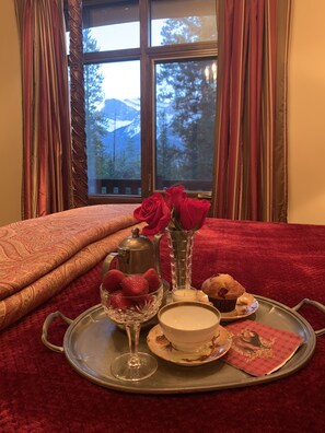 Executive House, 4 Bedrooms, Non Smoking, Mountain View | View from room - Chateau Elise (Canmore)