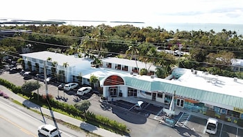 Aerial view at Sunset Inn