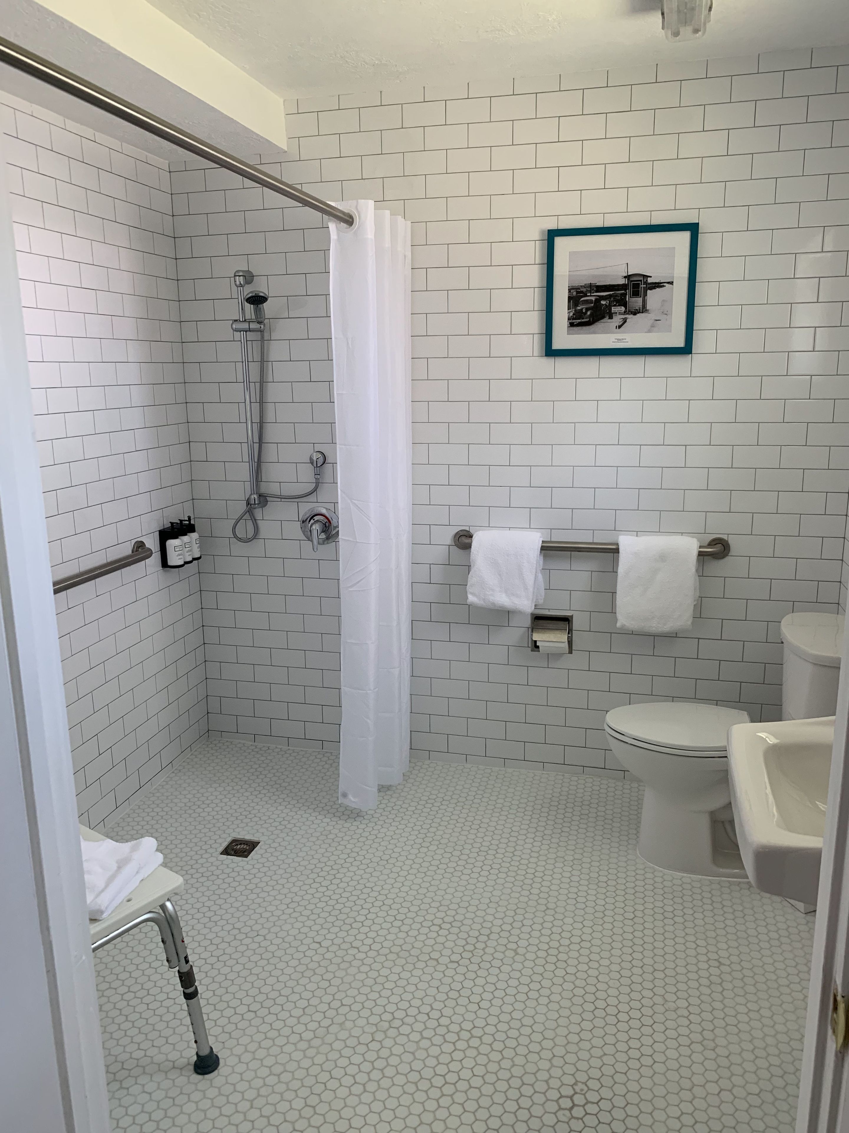 classic room, 2 double beds, accessible | bathroom | shower, free toiletries, hair dryer, bidet