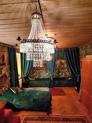 Individually decorated, individually furnished, free WiFi - Villa Signedal Hostel (Kvidinge)