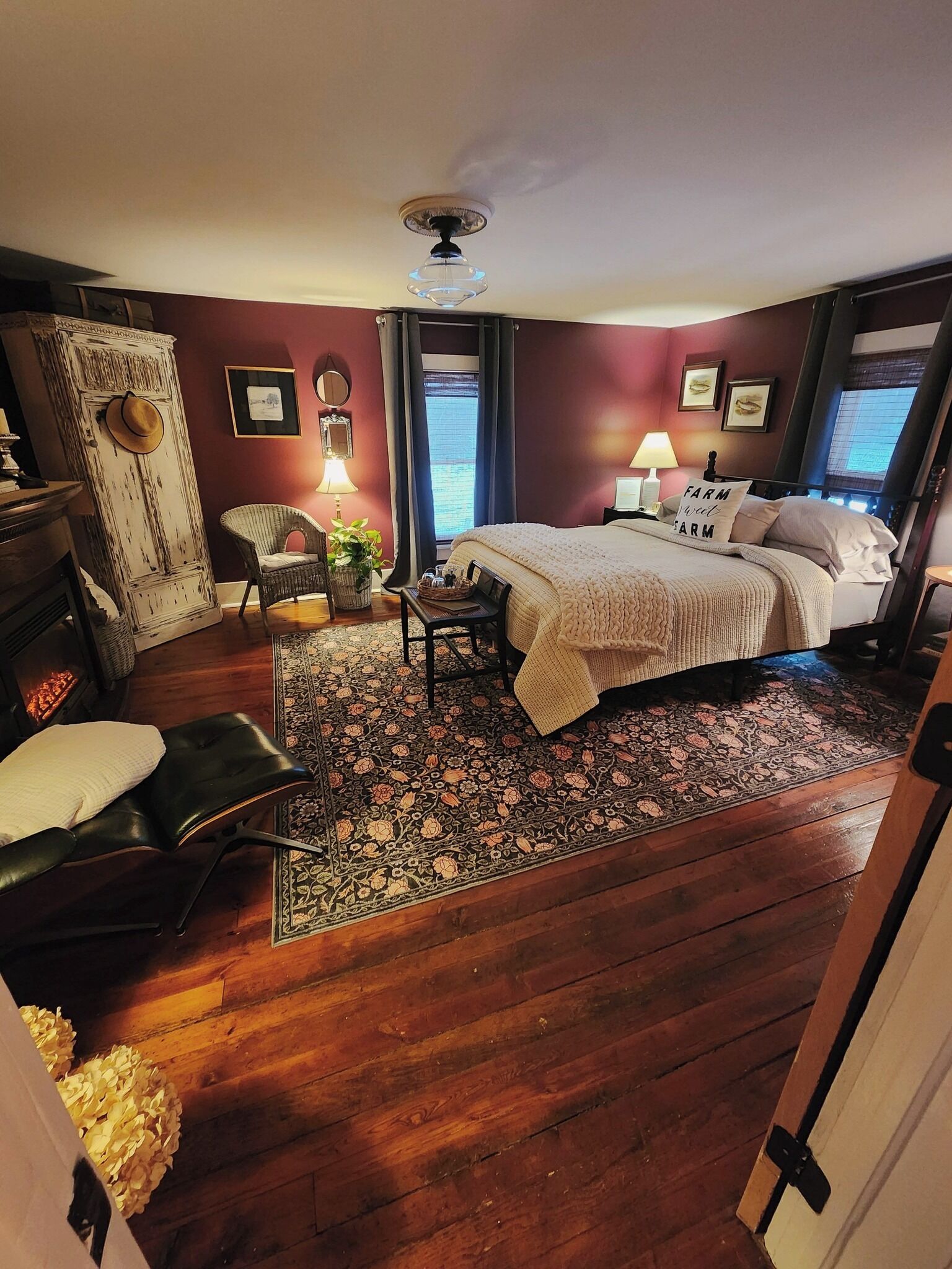 Zimmer, 1 Queen-Bett, Nichtraucher (Napa) | Individuell dekoriert, individuell eingerichtet, Bügeleisen/Bügelbrett