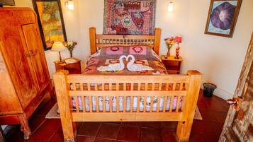 Deluxe Yurt, 1 queen bed, Lake view (Armadillo) | Premium bedding, down comforters, pillowtop beds, free WiFi