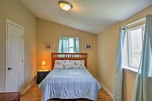 Appartement, 3 chambres | Décor unique, ameublement unique, rideaux d’obscurcissement