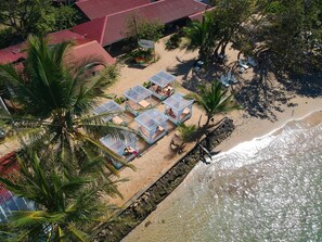 Front of property - Hospedaje Yarisnori (Bocas del Toro)