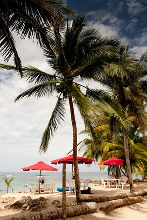 Beach - Hospedaje Yarisnori (Bocas del Toro)