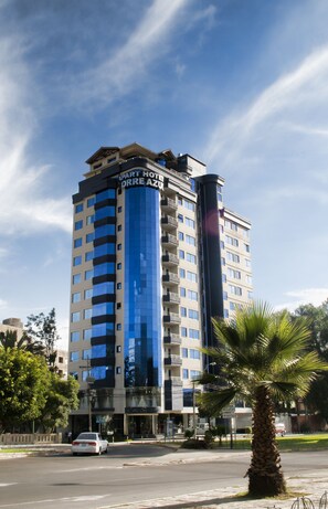 Front of property - Apart Business Torre Azul (Cochabamba)
