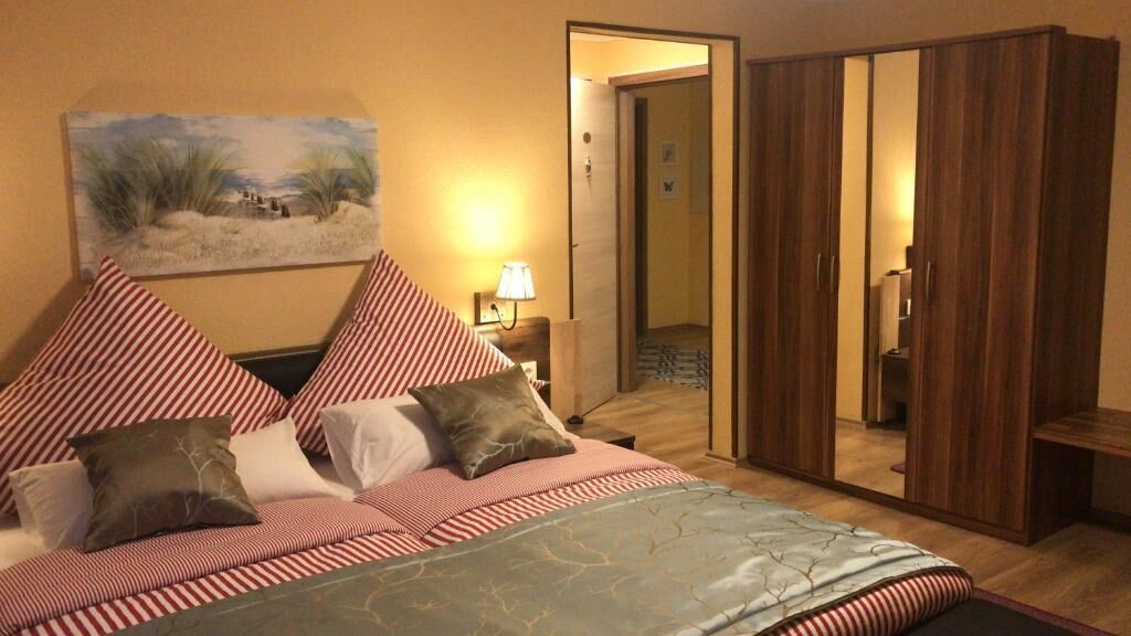 Minibar, két bảo mật tại phòng, bàn, phòng cách âm 