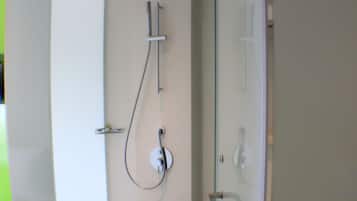 Shower, towels