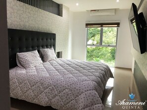 豪華別墅, 3 間臥室 (2 King Size Beds, 2 Single Beds) | 3 間臥室、獨特裝潢、布置獨特、遮光布/窗簾