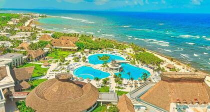 Luxury Home Riviera Maya Bahia Principe 5 Star Resort Pool Jacuzzis Beach Access