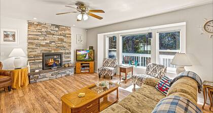 Allee Beach House - Westport