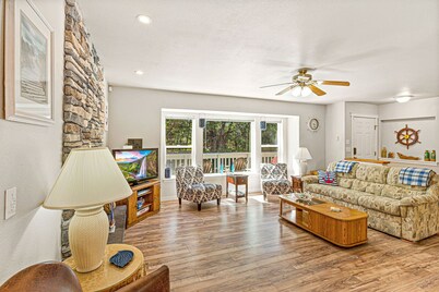 Allee Beach House - Westport