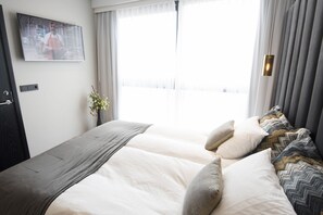 5 bedrooms, iron/ironing board, travel cot, free WiFi