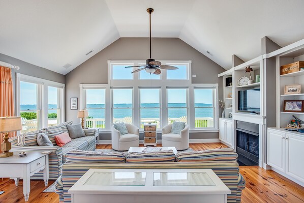 TV, fireplace, DVD player, table football