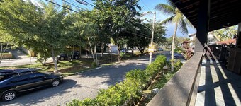 Guaecá Beach 4 People - gated community, 20 meters from the beach