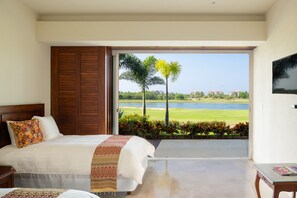 3 Schlafzimmer, Schreibtisch, Bügeleisen/Bügelbrett, Reisekinderbett