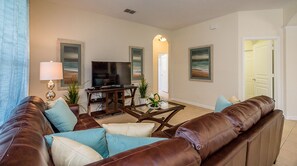 Smart TV, DVD player - Windsor Hills Private Luxury Pool House, Sleeps 13 (Kissimmee)