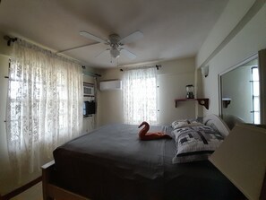 1 bedroom, in-room safe, desk, iron/ironing board