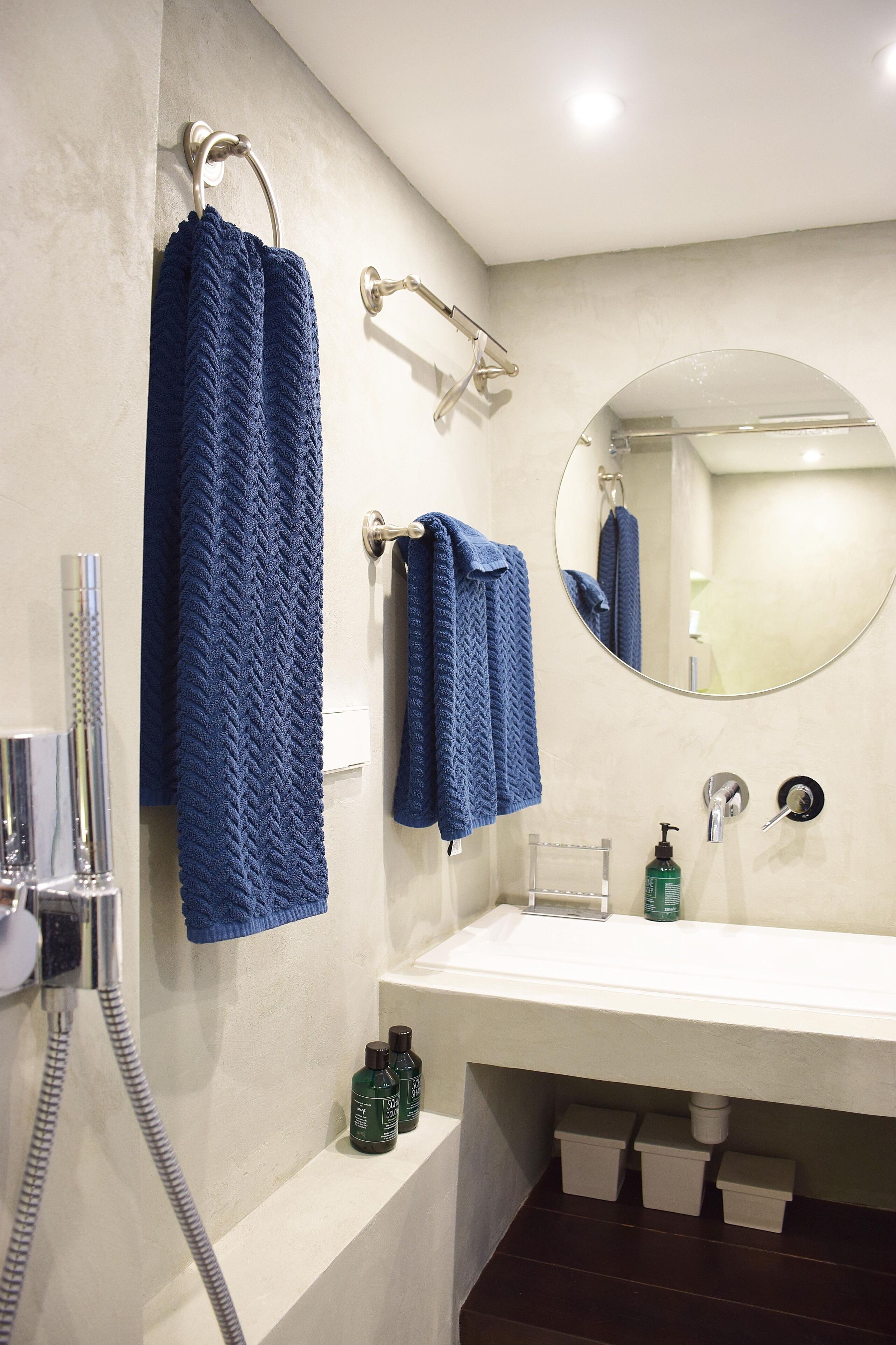 Shower, rainfall showerhead, hair dryer, towels
