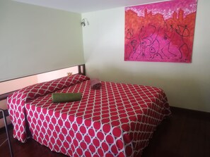 1 camera, ferro/asse da stiro, Wi-Fi, lenzuola