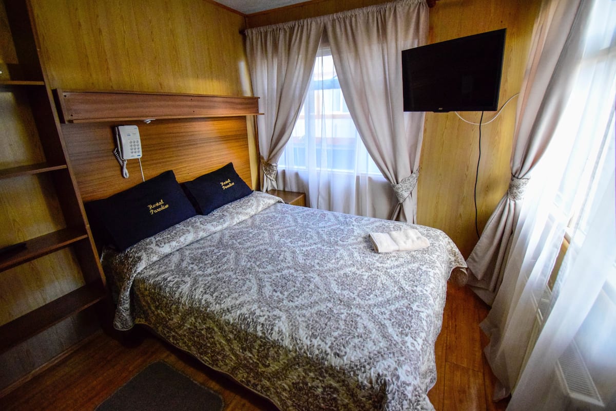 Standard Triple Room, Non Smoking, Private Bathroom