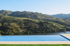 Pool - Casa da Mouta - Douro Valley (Santa Cruz do Douro)