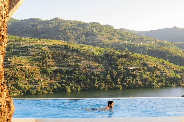 Pool - Casa da Mouta - Douro Valley (Santa Cruz do Douro)