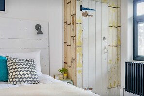 1 soverom, strykejern/-brett, reiseseng for barn og wi-fi (inkludert)