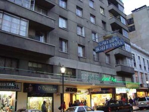 Front of property - Departamentos James (Valparaiso)