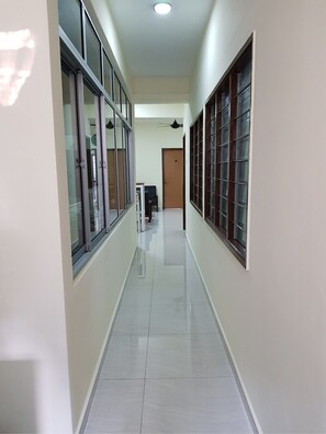 Hallway - 24A Home Stay Near Bukit Bintang (Kuala Lumpur)