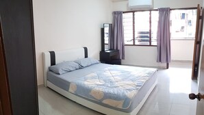 Apartment, 4 Bedrooms | Iron/ironing board, WiFi (free)