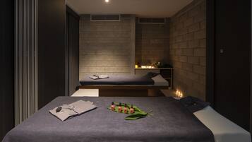 Couples treatment rooms, body treatments, aromatherapy, Swedish massages